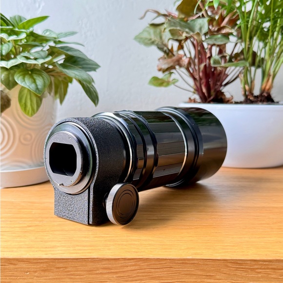 Asahi Pentax Super Takumar 300mm f4 Lens with Tripod Collar - Picture 4 of 9
